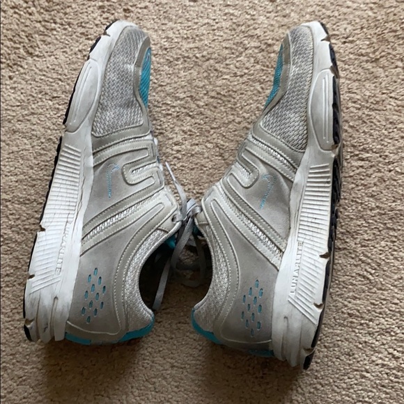 Nike + blue & white sneakers size 9 - Picture 3 of 4